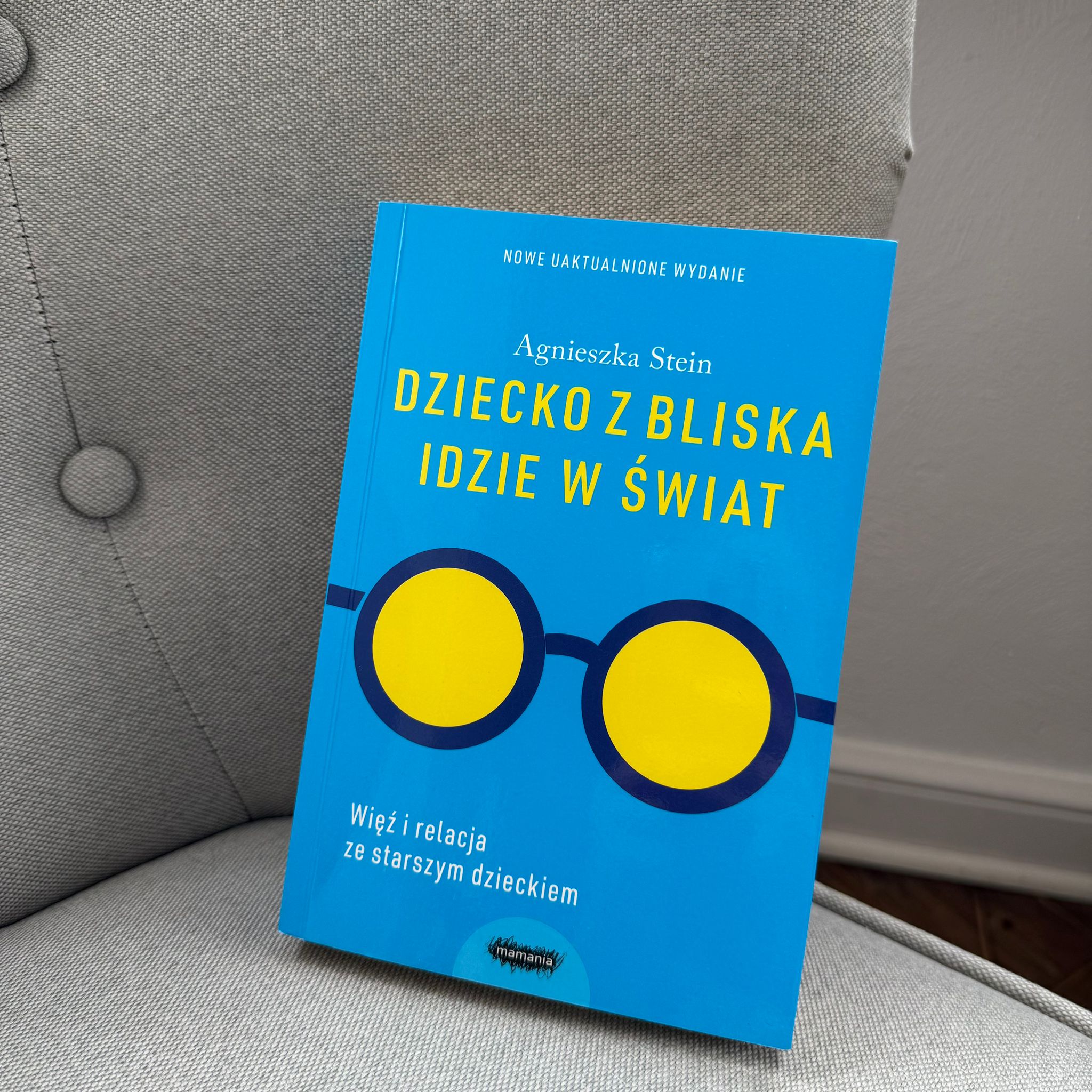 Dziecko z bliska idzie w świat_zdjęcie okładki