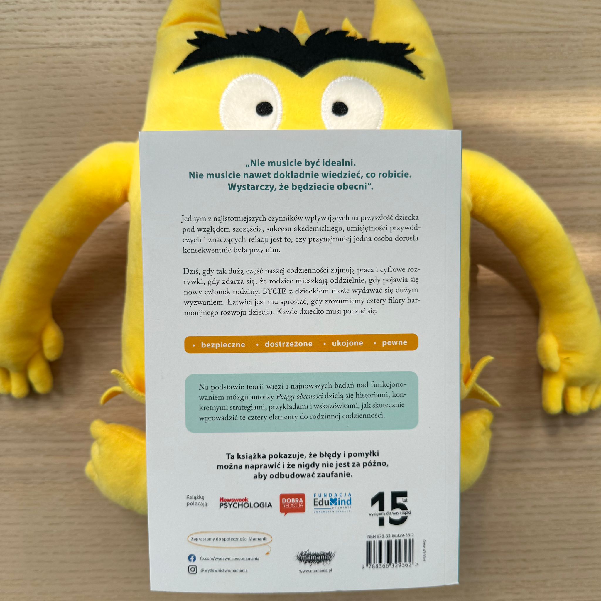 Potęga obecności tył książki